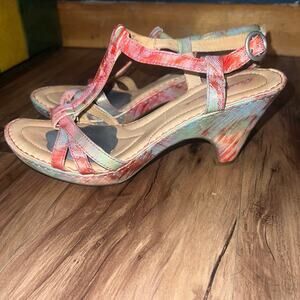 Born Crown Pink Blue Multicolor Leather Heeled Sandals Size 10
